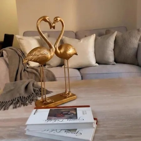 Flamingo Nest Quiet Mediteranean Retreat, Apartment *