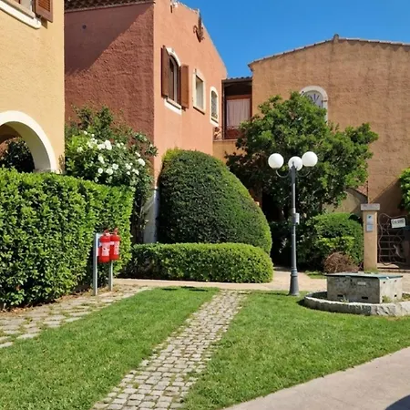 Flamingo Nest Quiet Mediteranean Retreat, Apartment Olbia